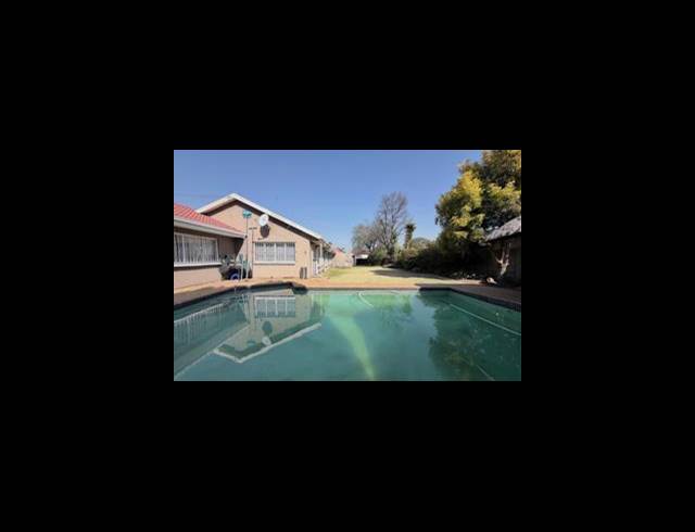 4 BEDROOM HOUSE FOR SALE IN BRACKENDOWNS